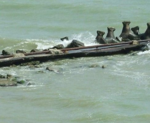 Olandezii de la Van Oord vor construi prelungirea digului Constanţa pentru 100 de milioane de euro